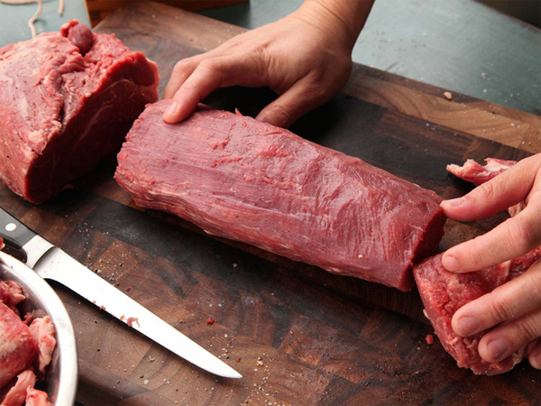 Beef for Noodle soup with rare beef