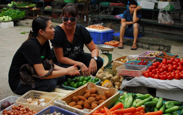 Go to the market with KOTO chef