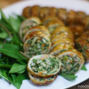 Local fried sausage - Food to serve with Hanoi Draught Beer