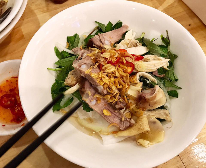 Steamed Rice Cake with Chicken’s Internal Organs - Bánh Ướt Lòng Gà