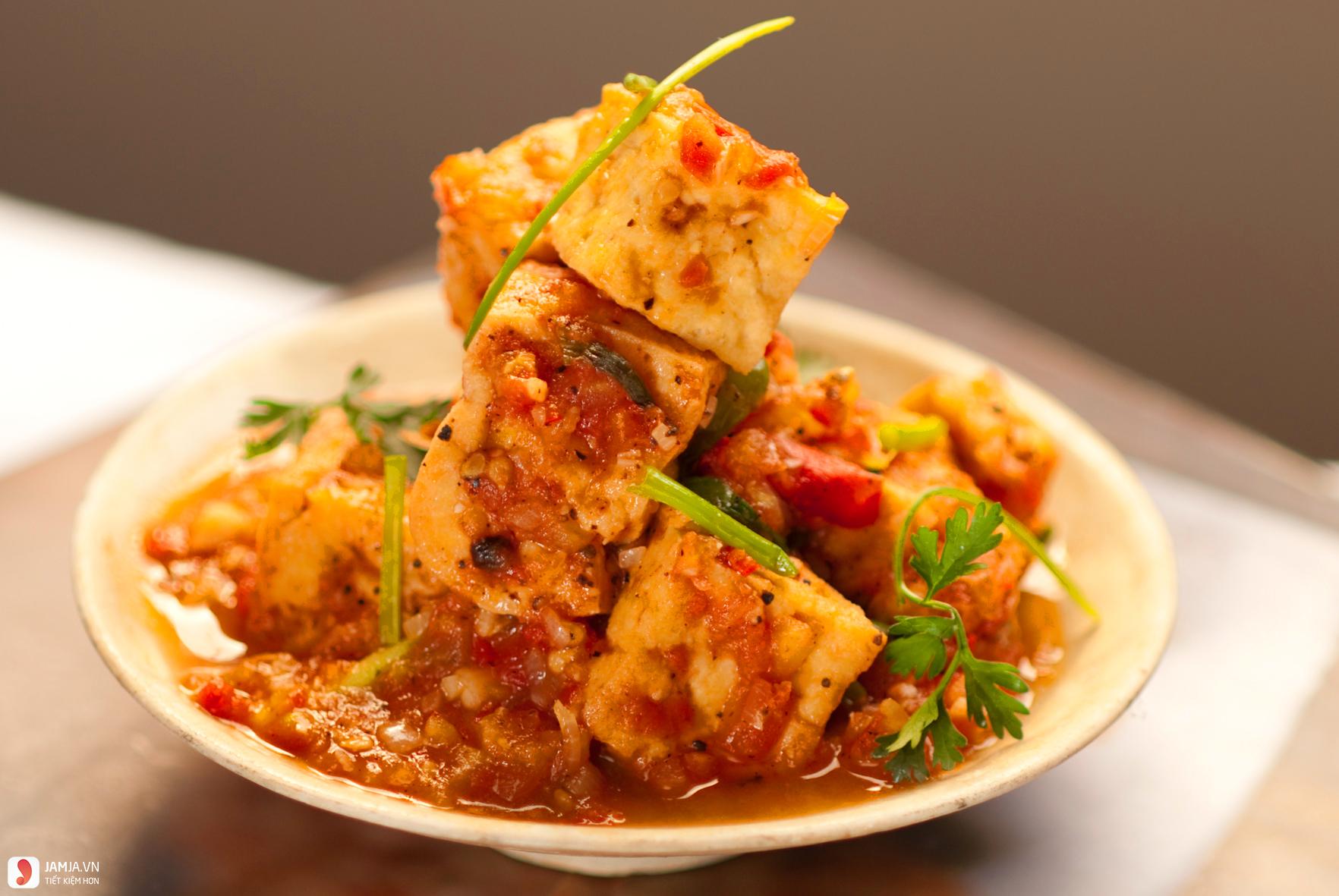 Tofu with Tomato Sauce (Dau Sot Ca Chua)